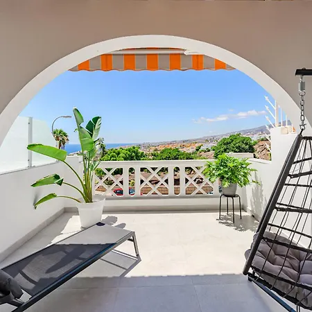 Ocean View With A Terrace شقة
